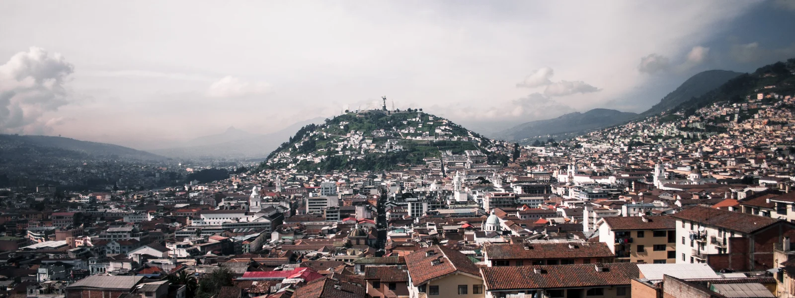 How Much Data Do You Need in Ecuador? A 2026 Breakdown by Trip Type